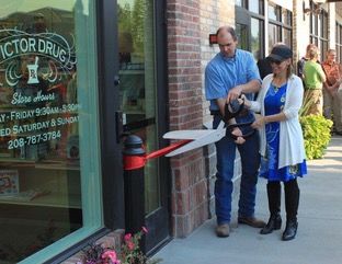 Victor Drug Ribbon Cutting